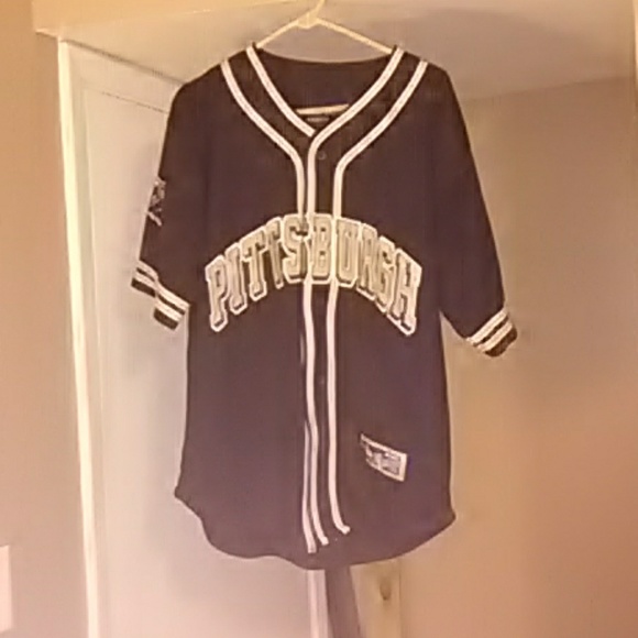 Sports Jersey - Picture 2 of 3